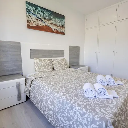 דירה Contemporary Sandy Flat - Terrace & Seaside *